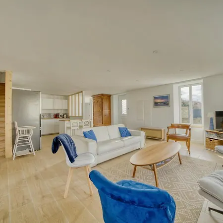 Maison 11p 5 Jardin Et Parking Porte Oleron