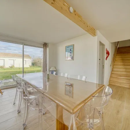 Refuge Familial Spacieux à 2 Pas D'oléron * Le Guâ