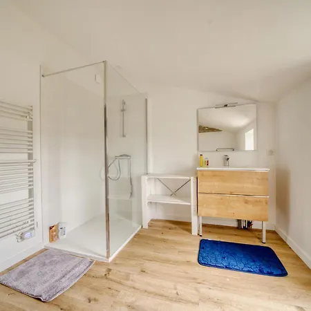 Maison 11p 5 Jardin Et Parking Porte Oleron Nyaraló Le Guâ