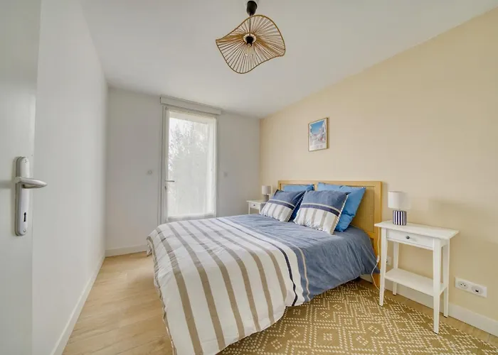 Refuge Familial Spacieux à 2 Pas D'oléron * Le Guâ