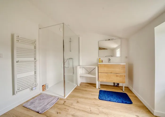 Refuge Familial Spacieux à 2 Pas D'oléron Сasa de vacaciones Le Guâ