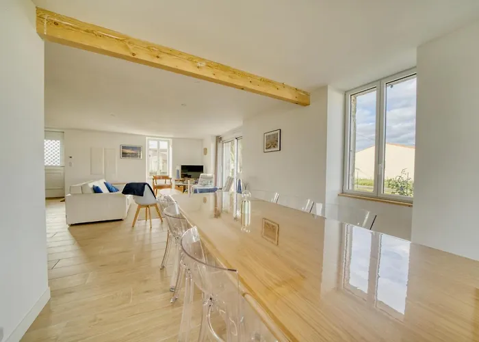 Сasa de vacaciones Refuge Familial Spacieux à 2 Pas D'oléron Le Guâ